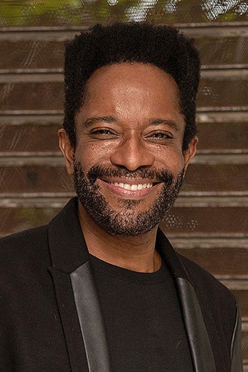 Flávio Bauraqui portrait