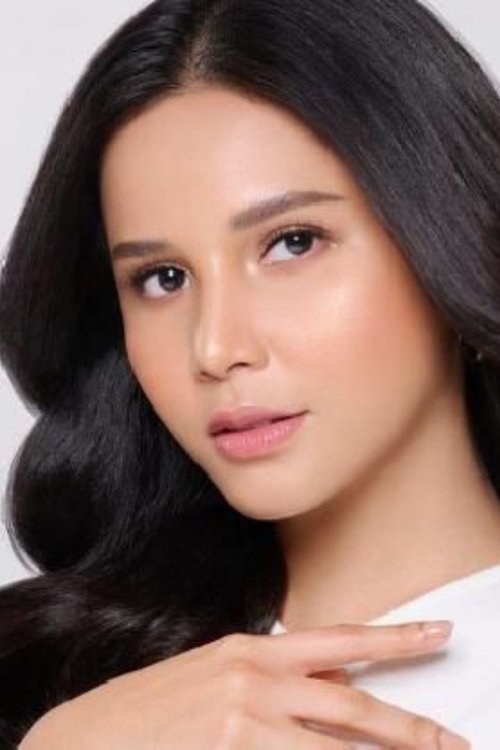 Yunita Siregar portrait