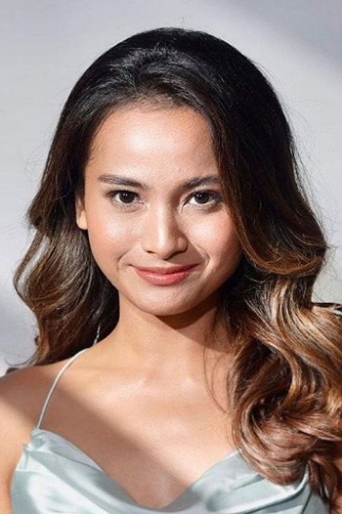 Acha Septriasa portrait