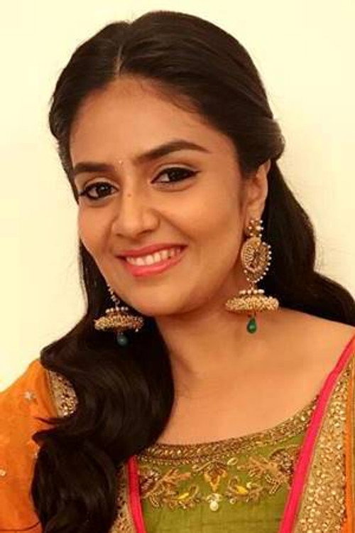 Sreemukhi portrait