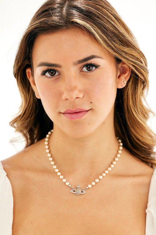 Scarlett Estevez portrait