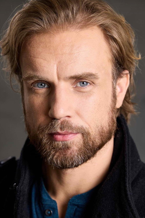 Thor Knai portrait