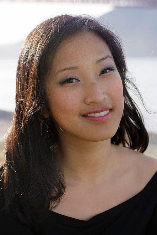 Alyce Tzue portrait