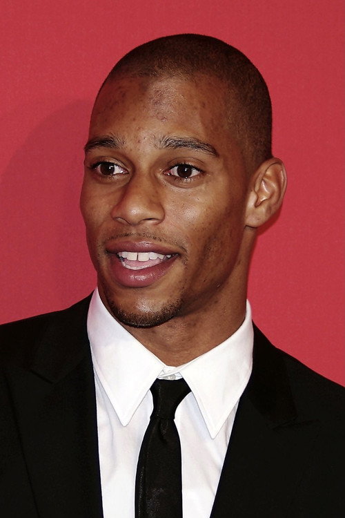 Victor Cruz portrait