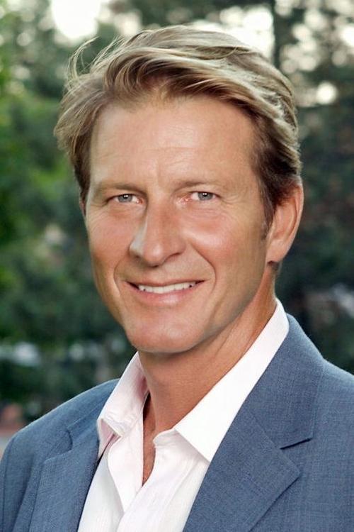 Brett Cullen portrait