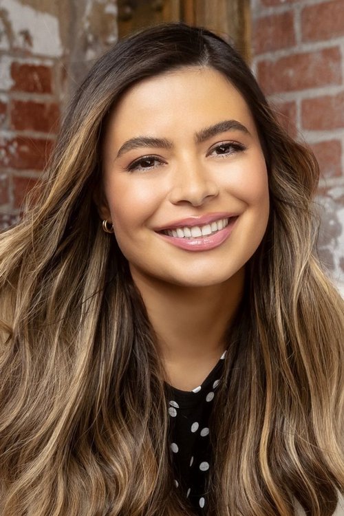 Miranda Cosgrove portrait