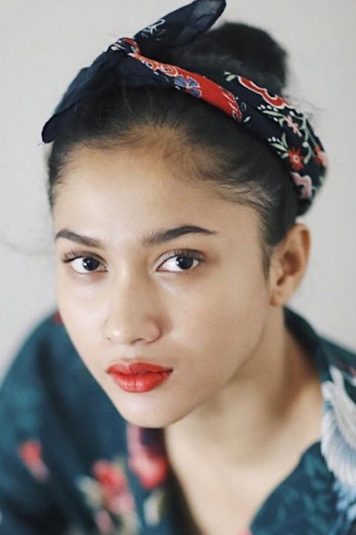Aghniny Haque portrait