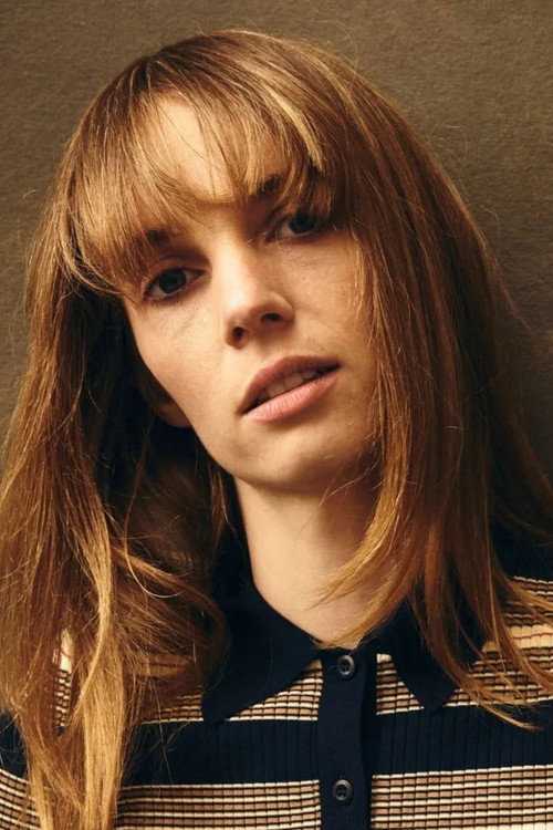 Maya Hawke portrait
