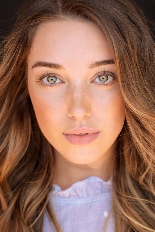 Maddy Hillis portrait