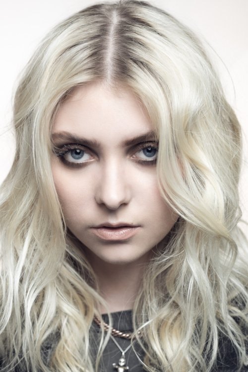 Taylor Momsen portrait