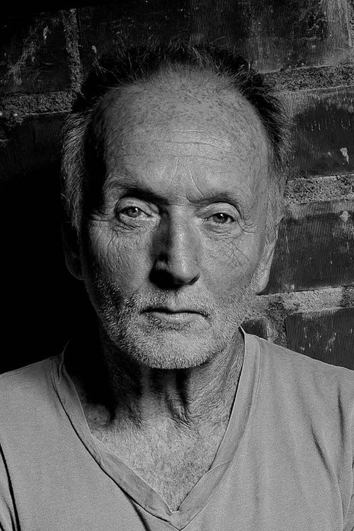 Tobin Bell portrait