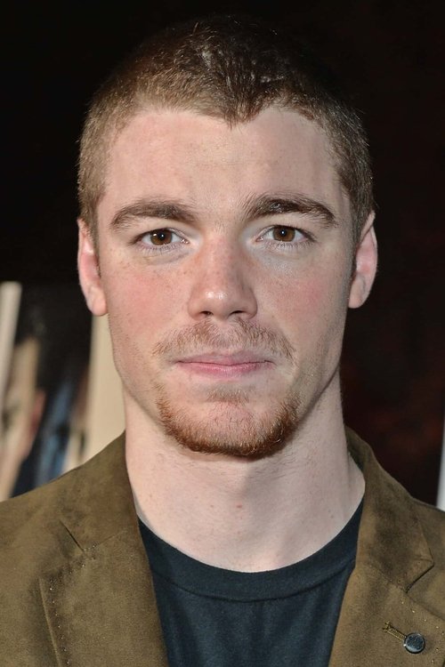 Gabriel Basso portrait