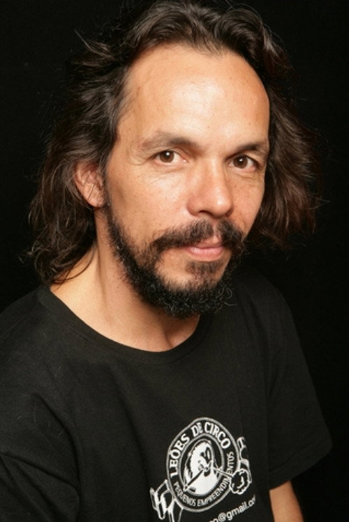 Julio Adrião portrait