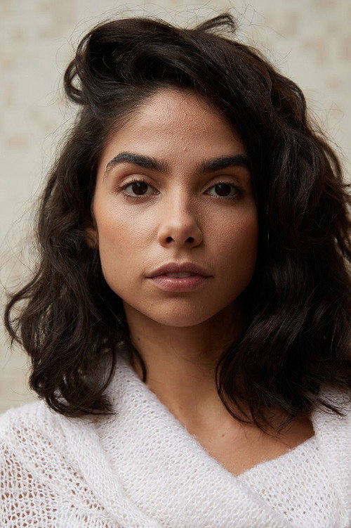 Bruna Mascarenhas portrait