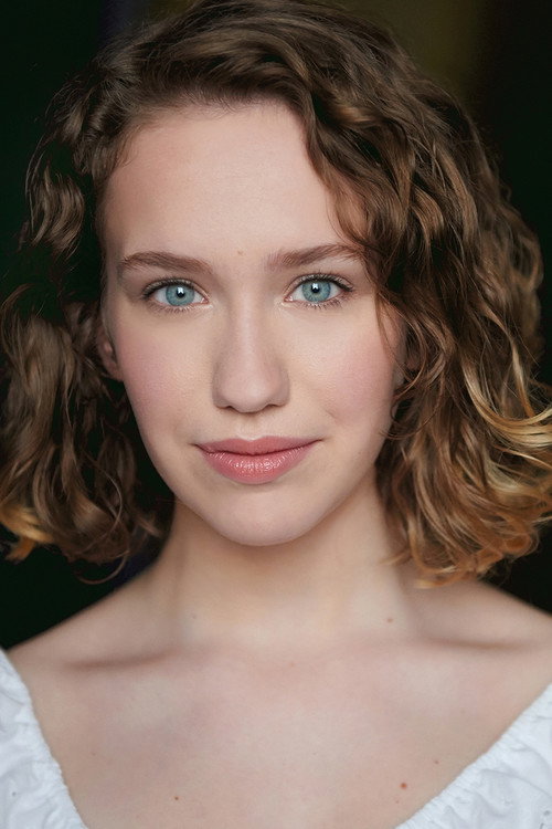 Hannah Forest Briand portrait