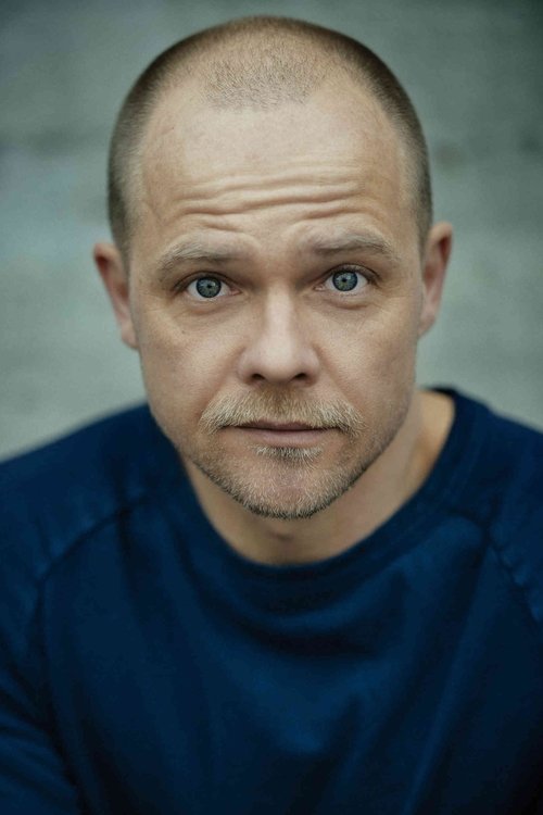 Matthias Koeberlin portrait
