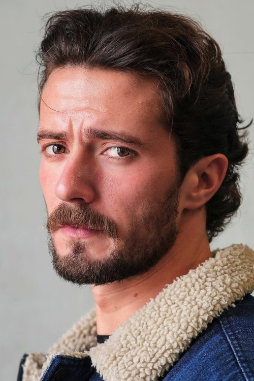 Carter Sirianni portrait