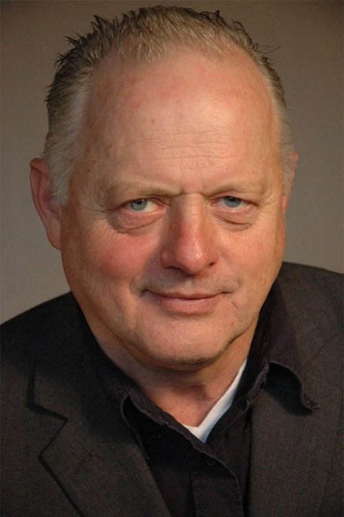 Robert Pugh portrait
