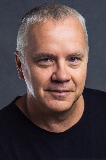 Tim Robbins portrait