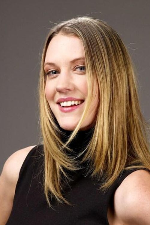 Lauren Lee Smith portrait