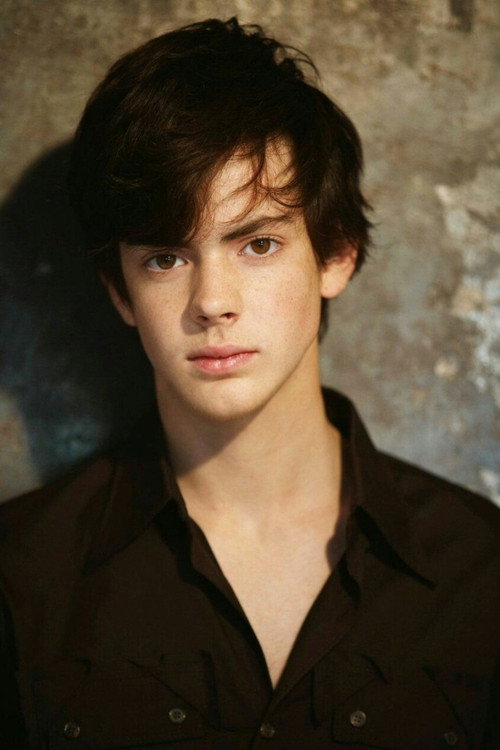 Skandar Keynes portrait