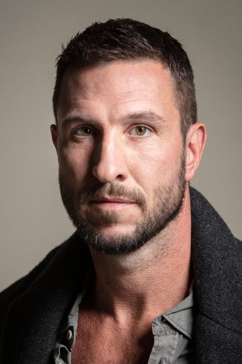Pablo Schreiber portrait