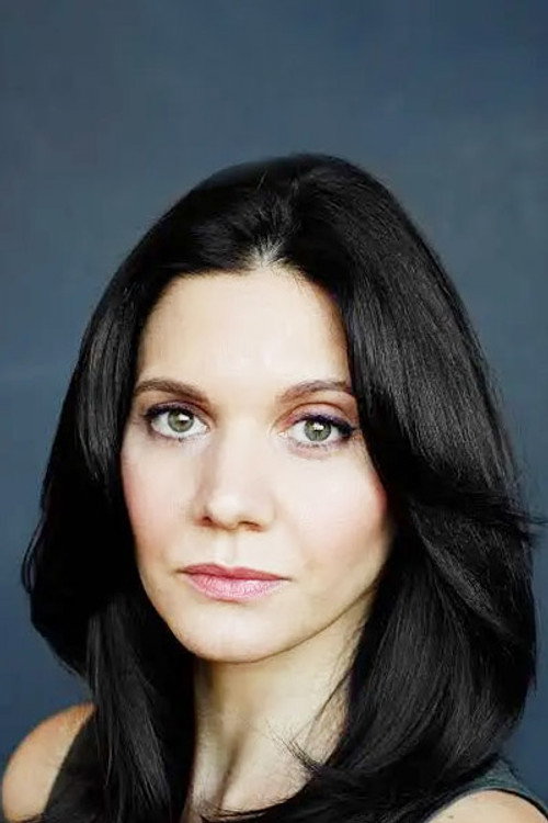 Amy Matysio portrait