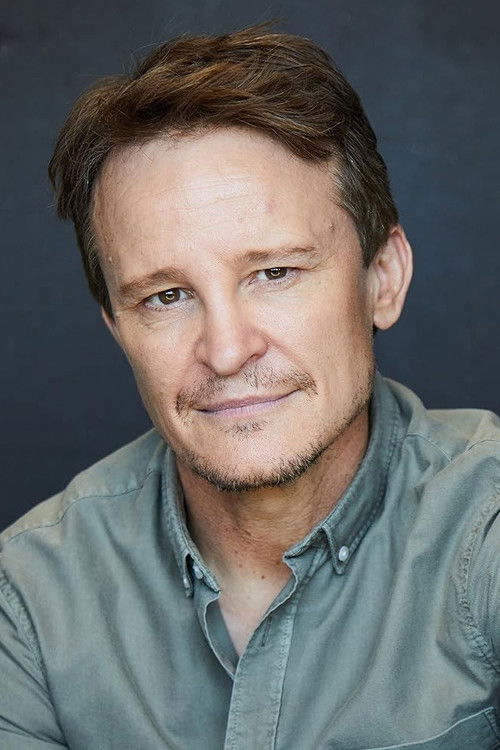 Damon Herriman portrait