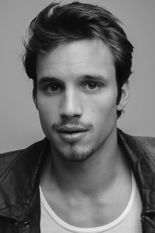 Luke Tate portrait