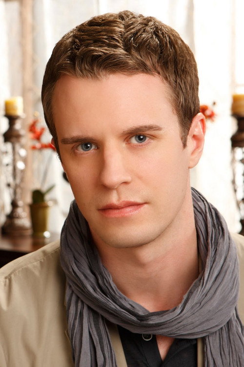 Luke Mably portrait