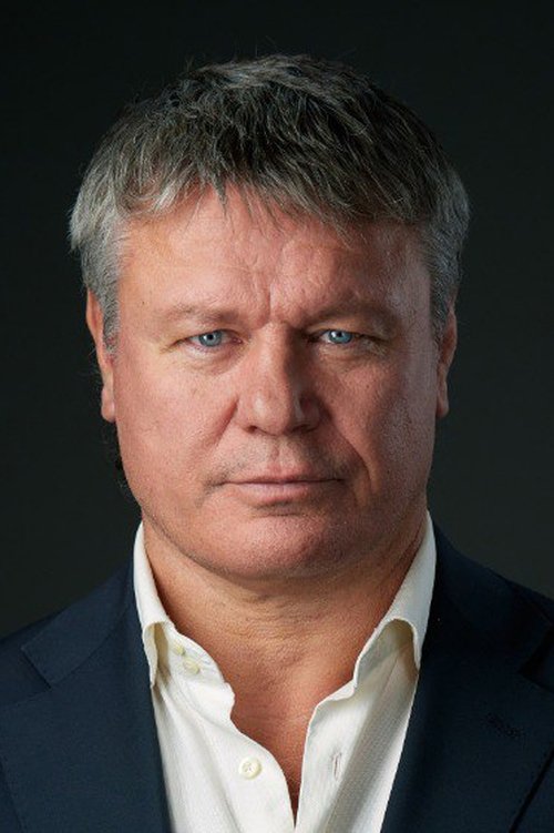 Oleg Taktarov portrait