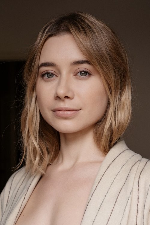 Olesya Rulin portrait
