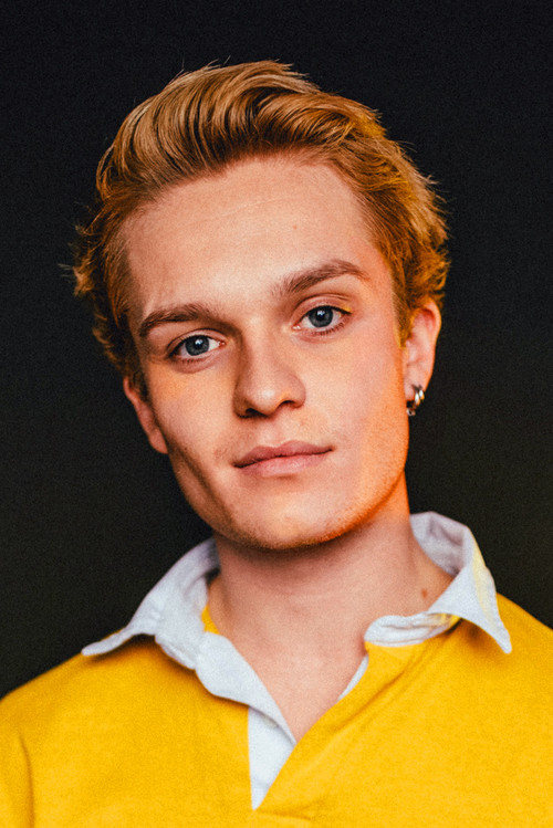 Tom Glynn-Carney portrait