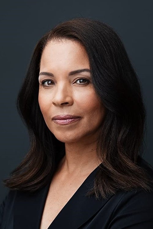 Traci Wolfe portrait