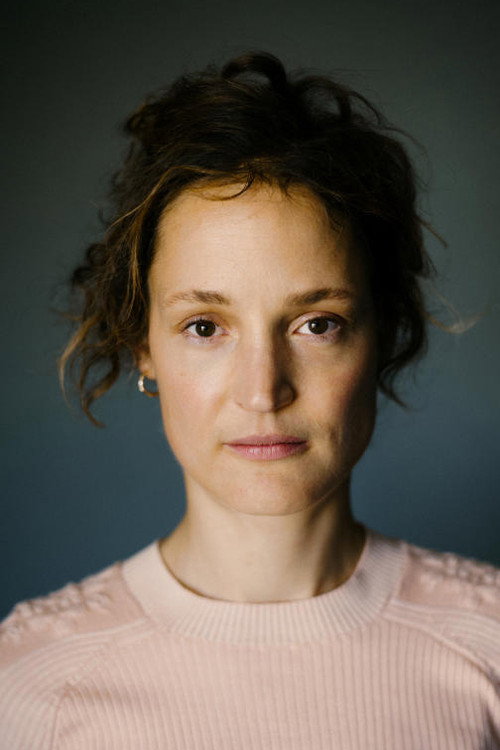 Vicky Krieps portrait